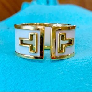 Tiffany T Ring size 8